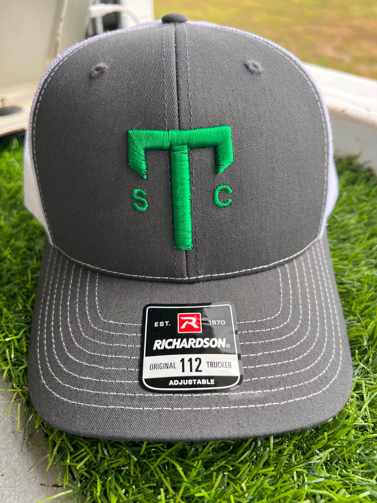Triumph sTc Hat - Charcoal/White