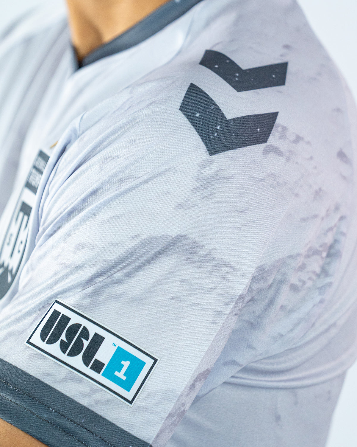 '23/'24 Triumph Away Lunar Kit